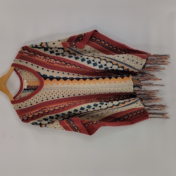 Easel Boho Fringe Poncho Sweater size medium dusty rose v neckline easel - Picture 1 of 5